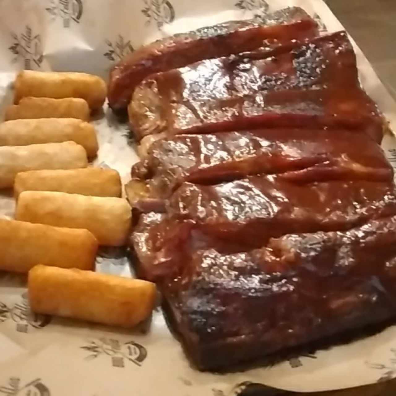 Famous Ribs - Pork Ribs 1/2 Rack