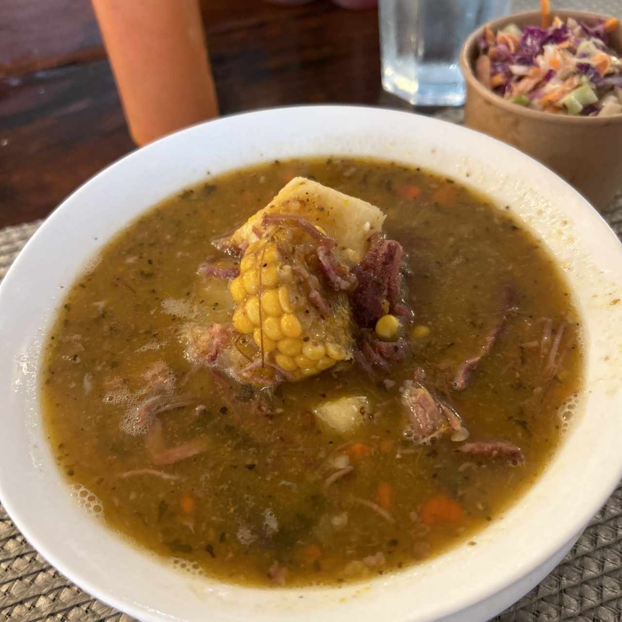 Sopa de costilla ahumada