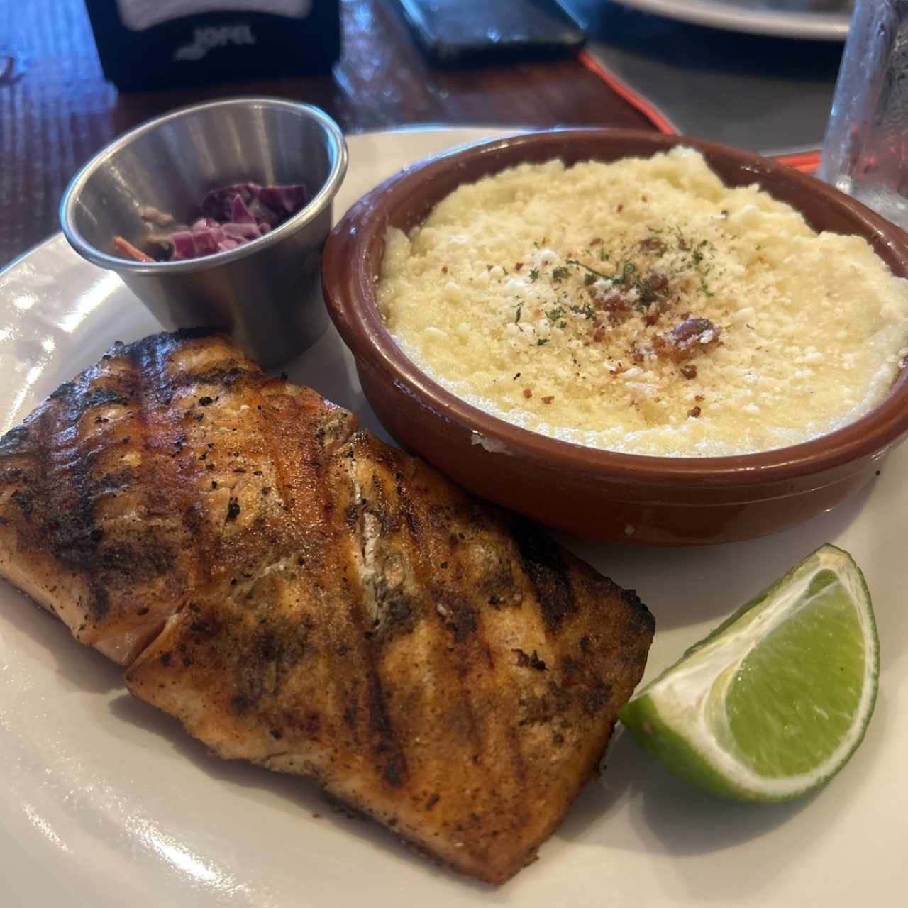 Salmon al Grill 8 oz