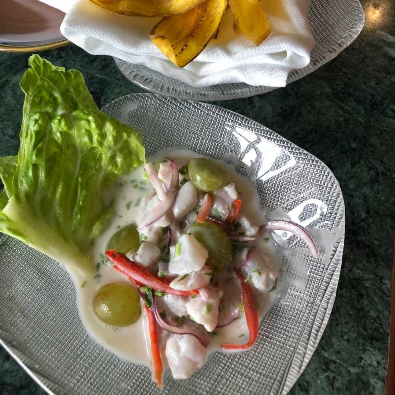 Ceviche de yogurt y uvas verdes