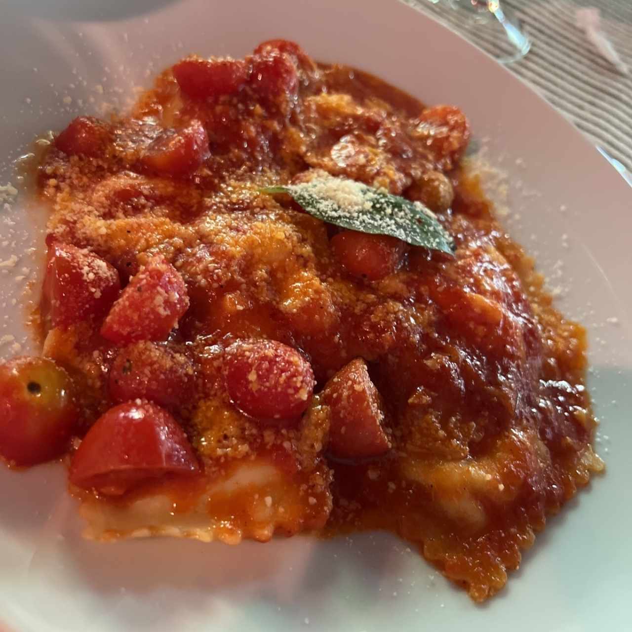 Pastas - Ravioli Caprese