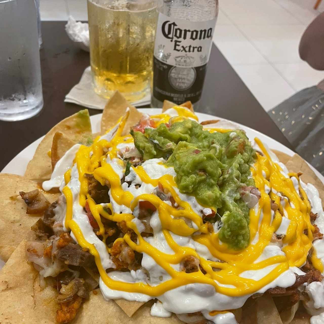 Nachos con chorizo