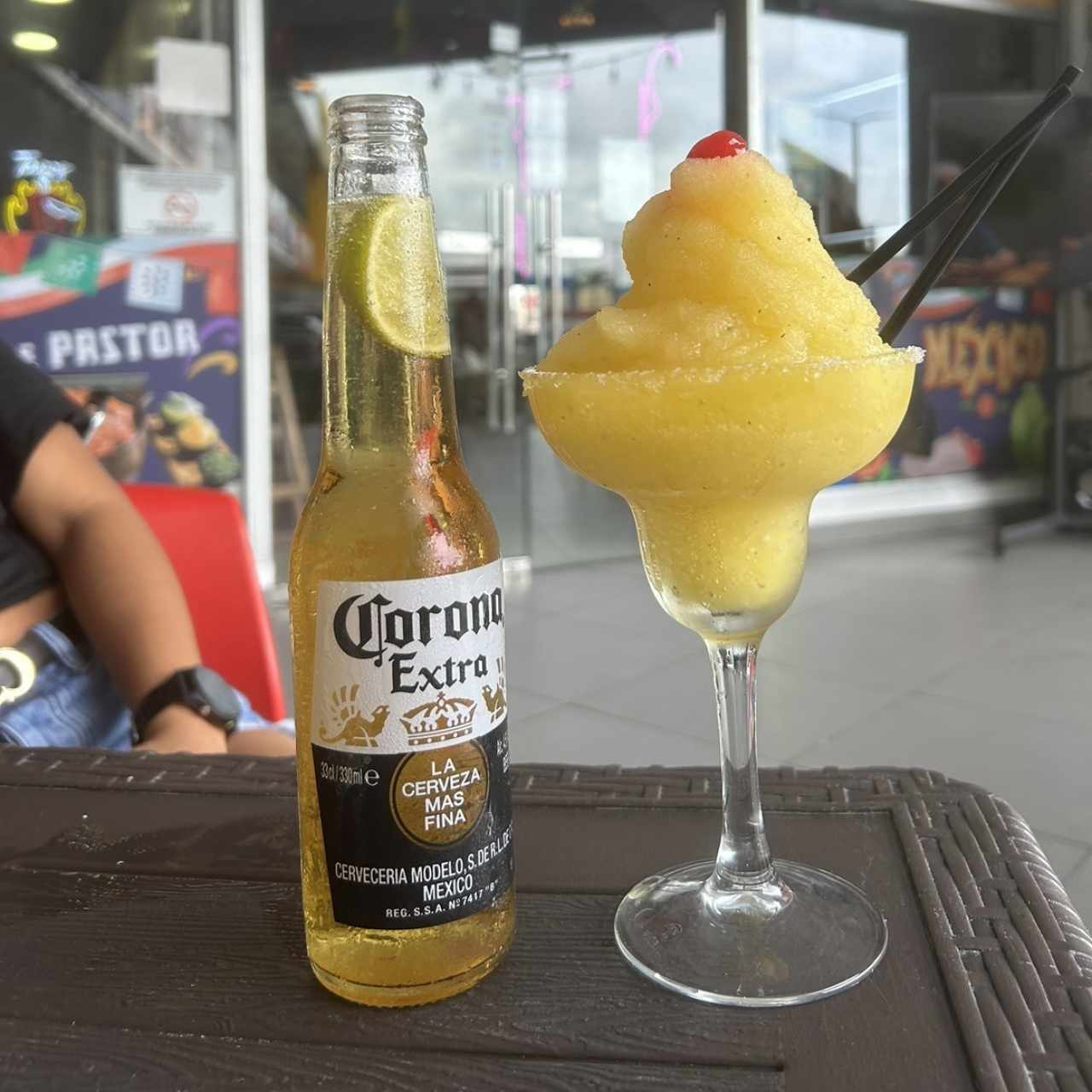 Corona y margarita de maracuya