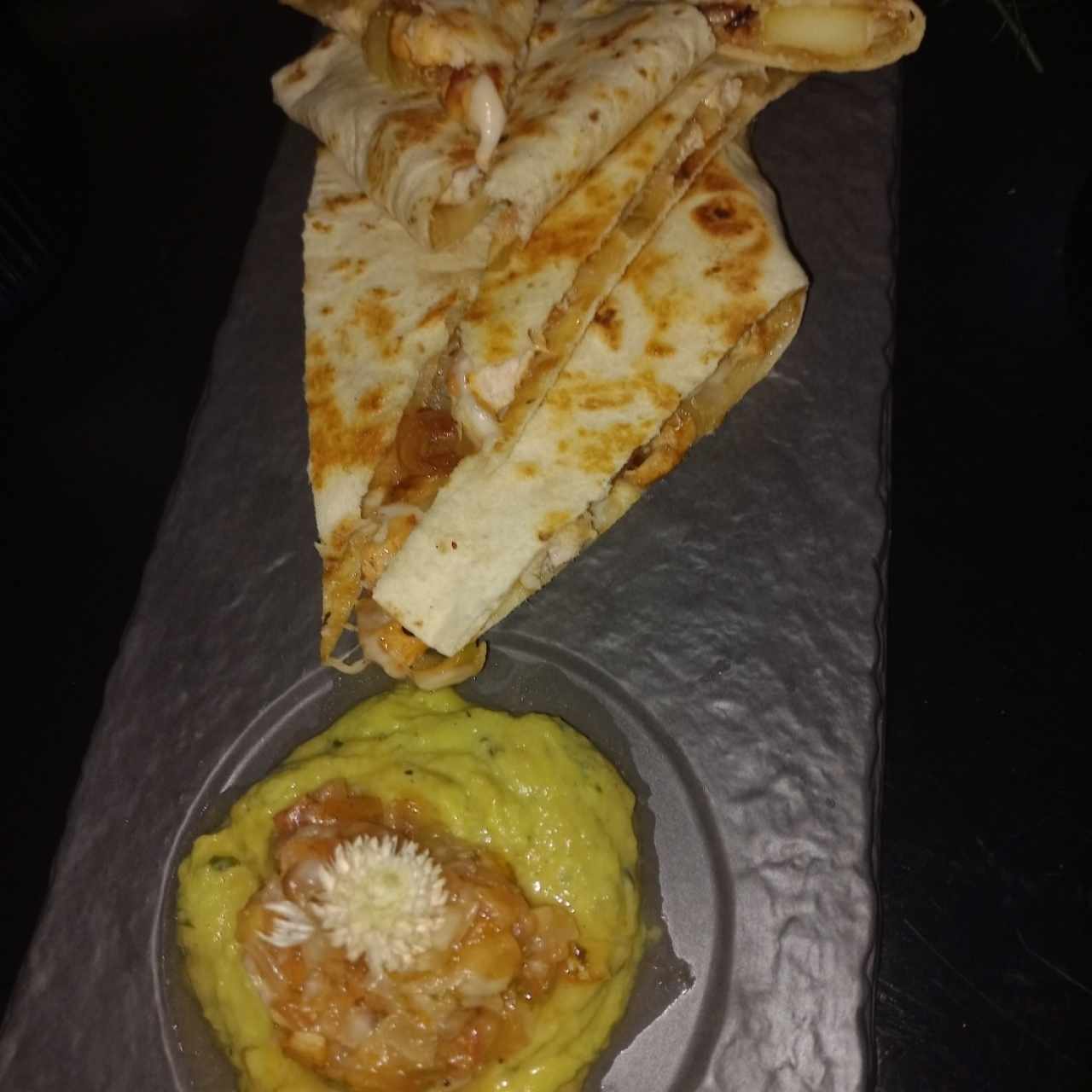 QUESADILLAS CON POLLO Y MANZANAS