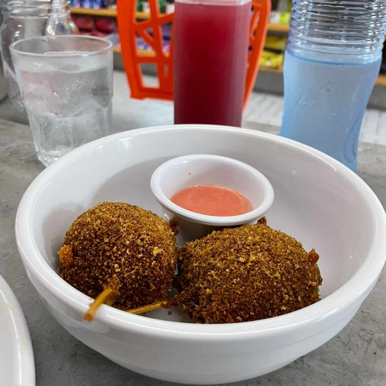 Keto croqueta de cheddar y chicharron