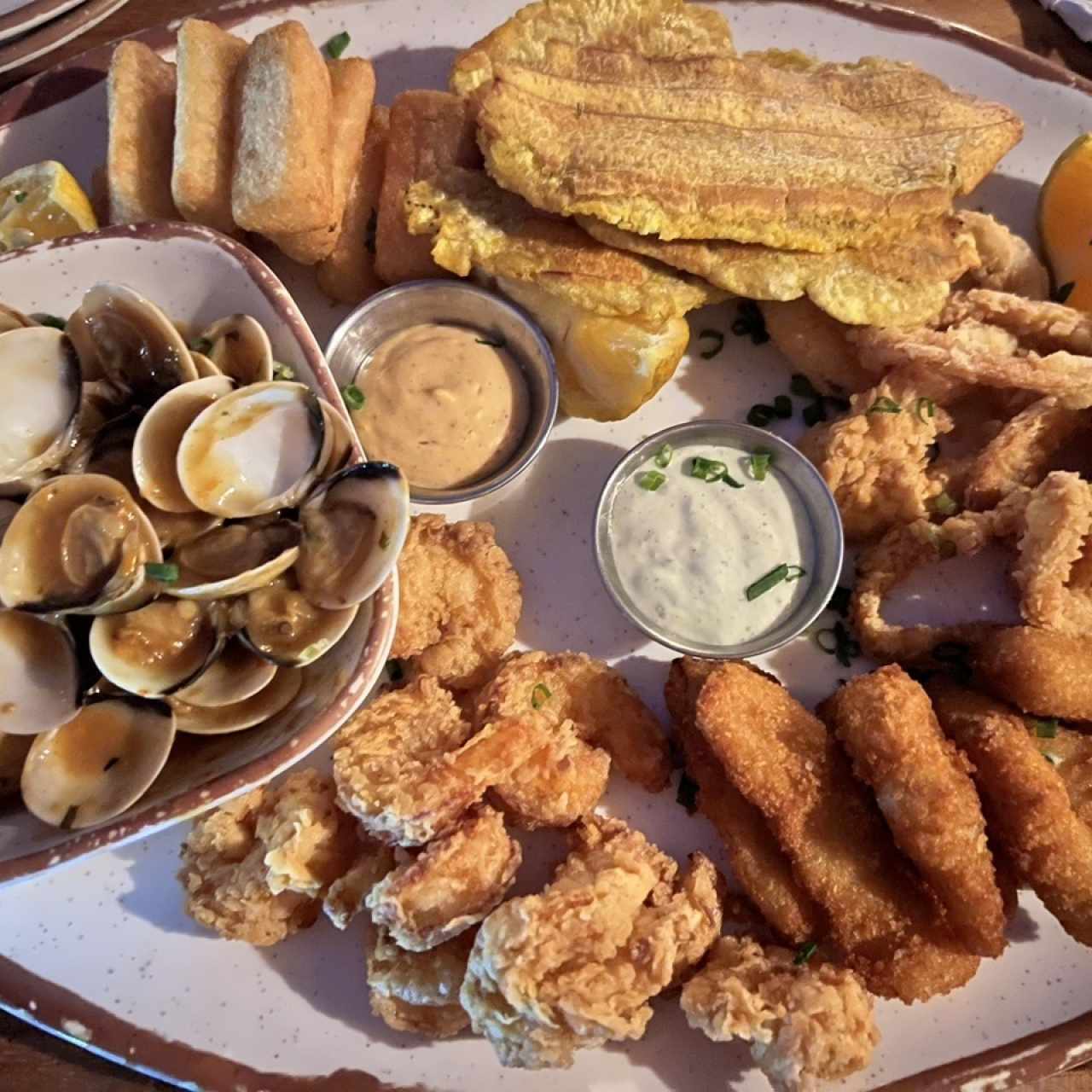 Picada de mariscos