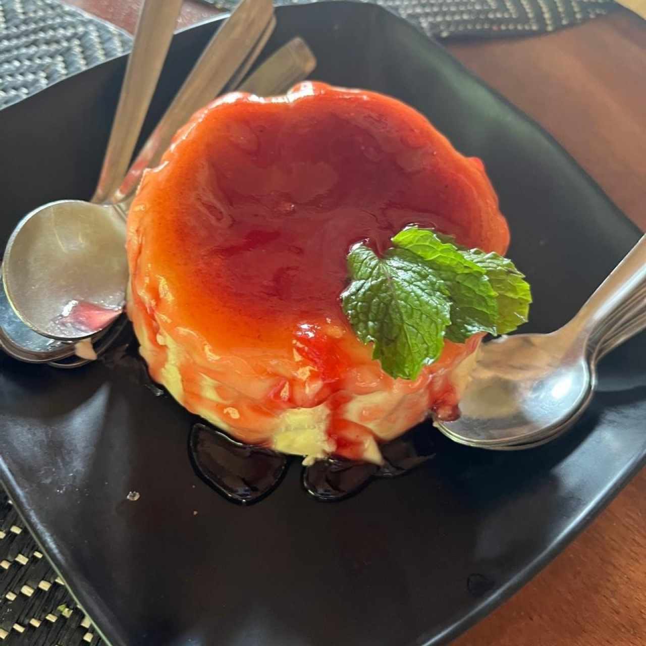 Cheesecake con Frutos Rojos