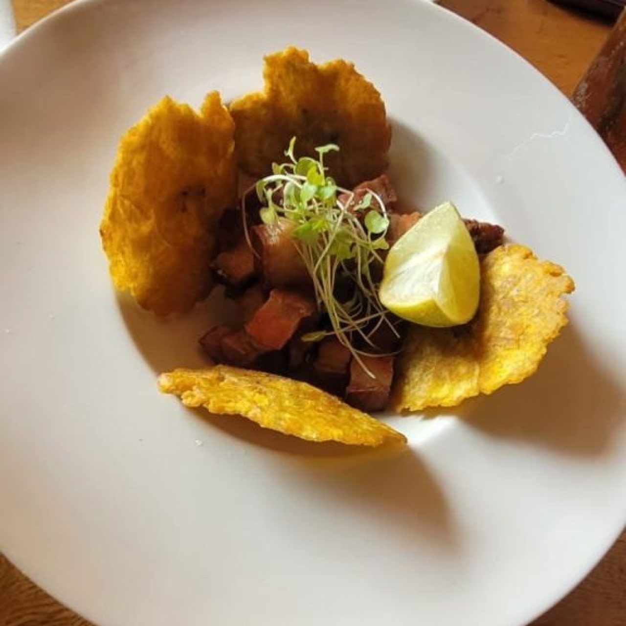 PORK BELLY CHICHARRON (Crocante Chicharrón, Acompañado con Mayo de la Casa)