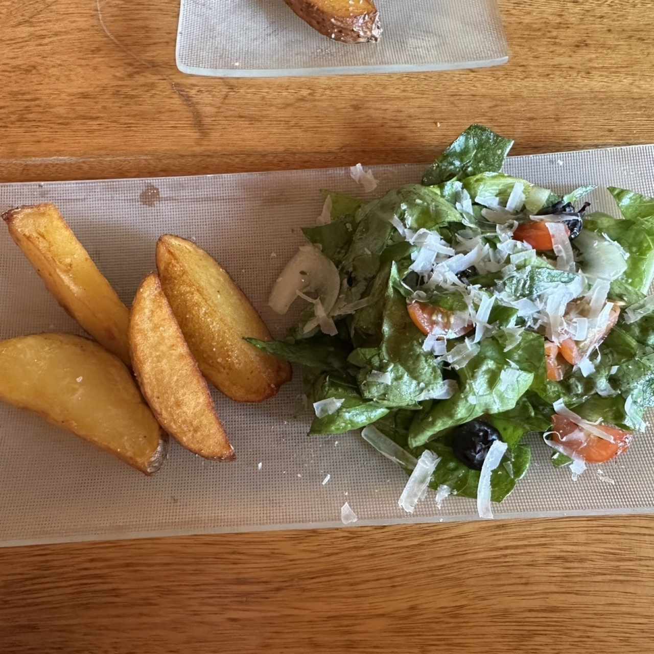 Acompañamiento - Ensalada Verde y Papas Fritas