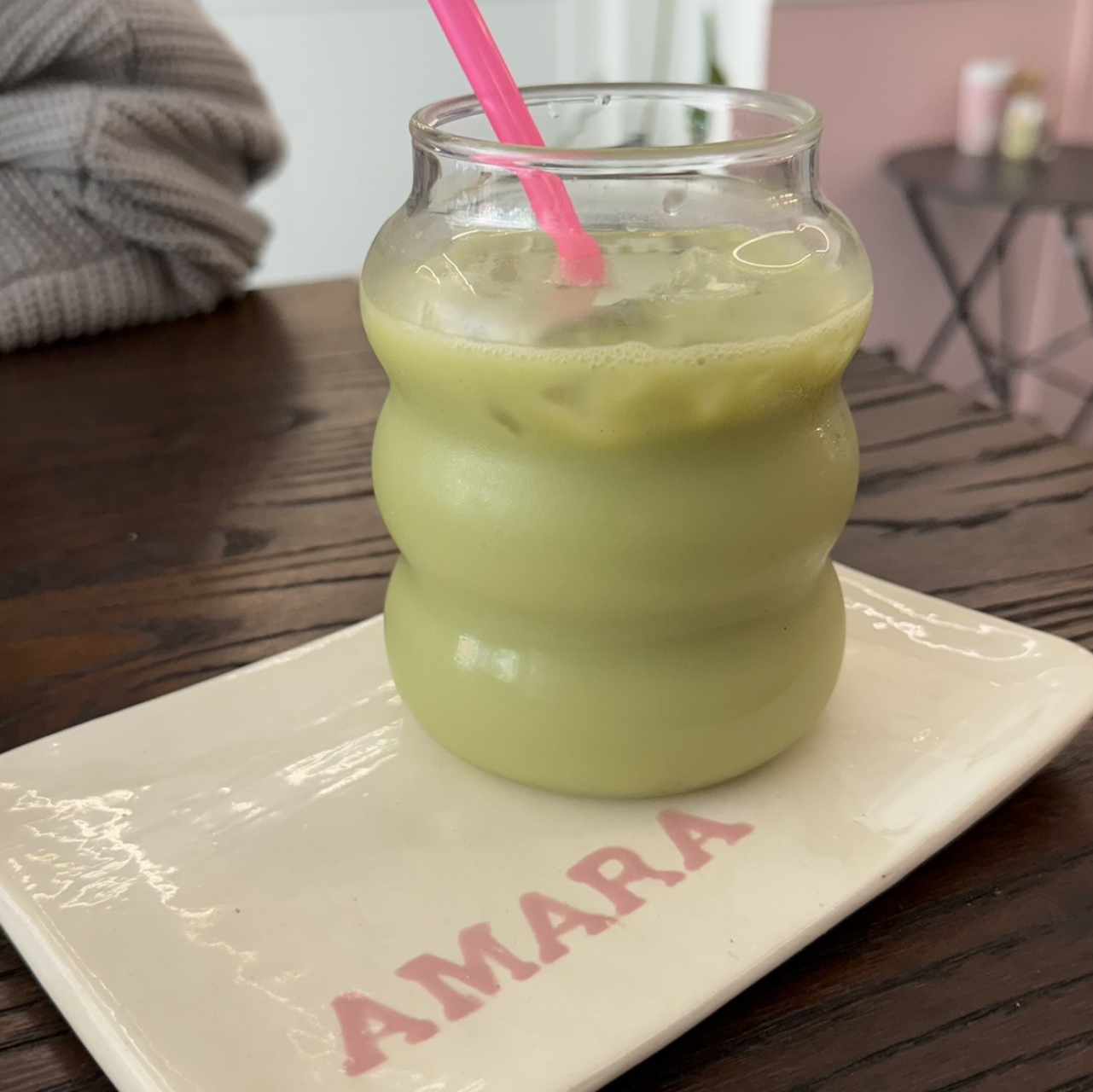 Matcha latte con leche de avena