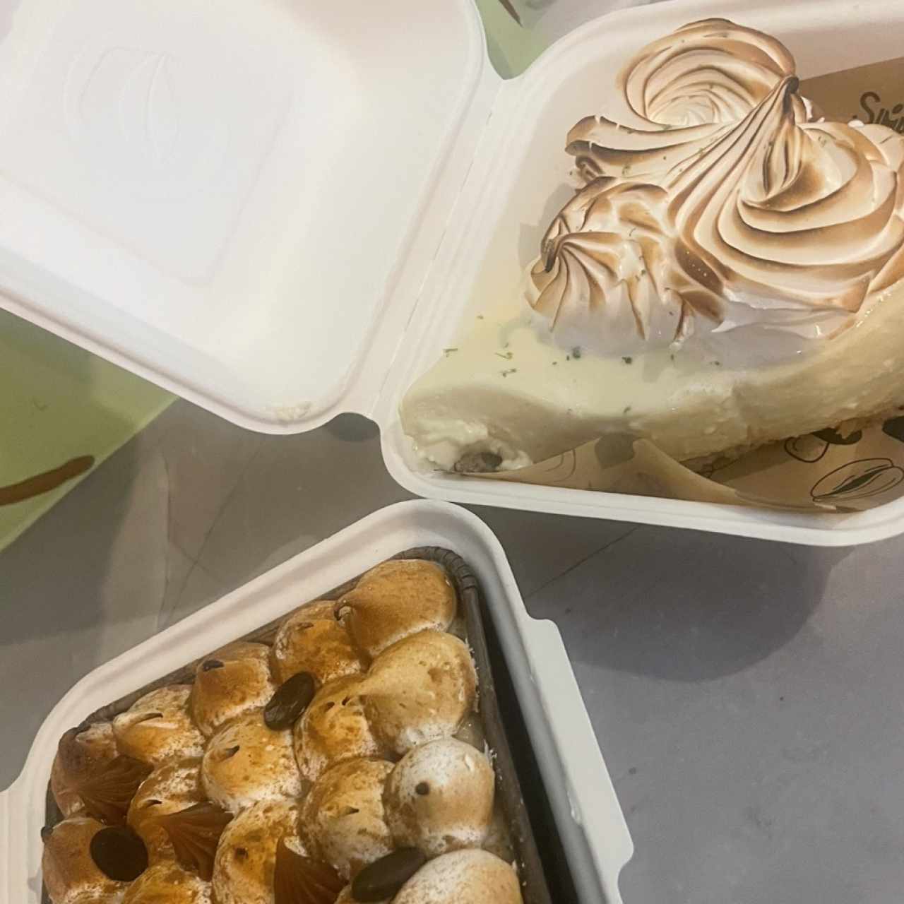 Pie de limon y 4 leches 