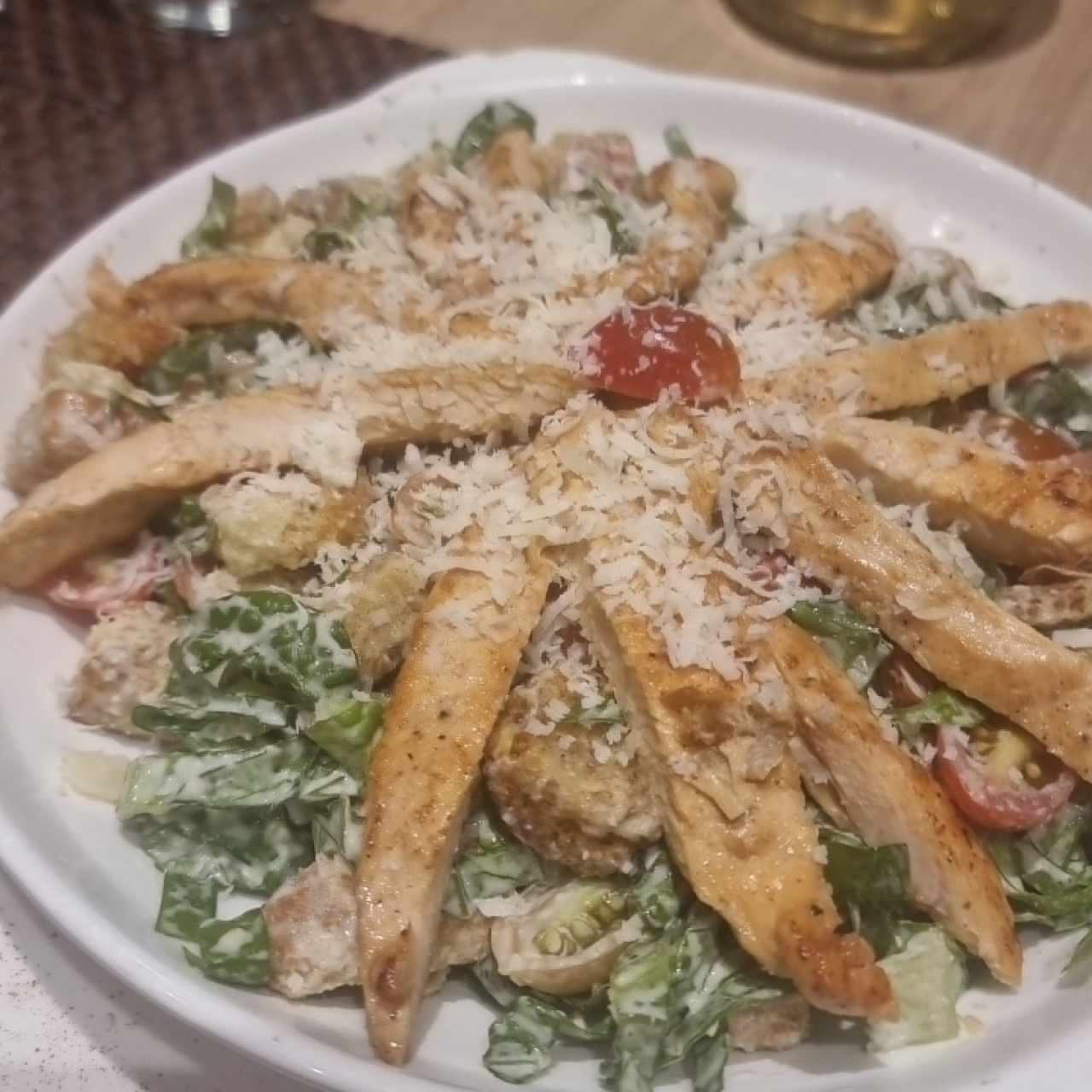 Ensaladas - Chicken Caesar Salad