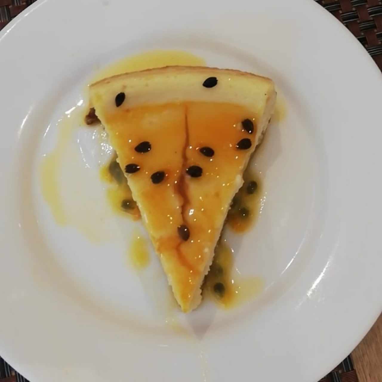 Postres - Passion Fruit Cheesecake