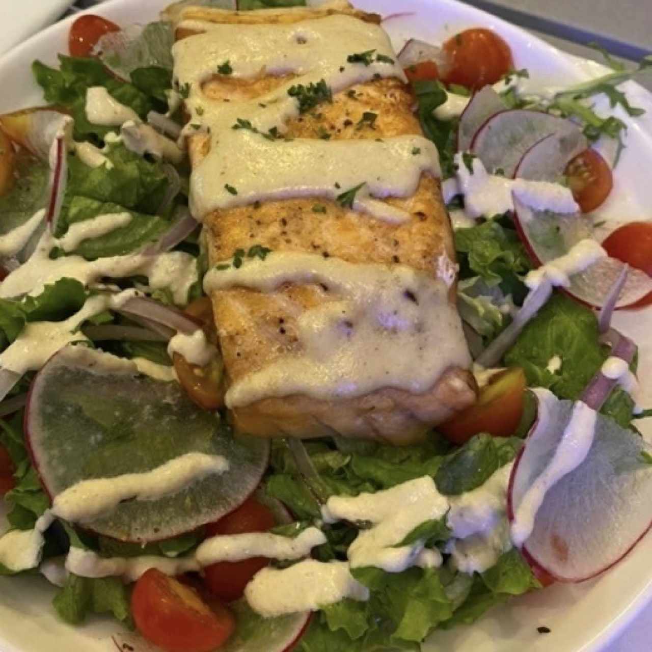 Ensalada de salmón