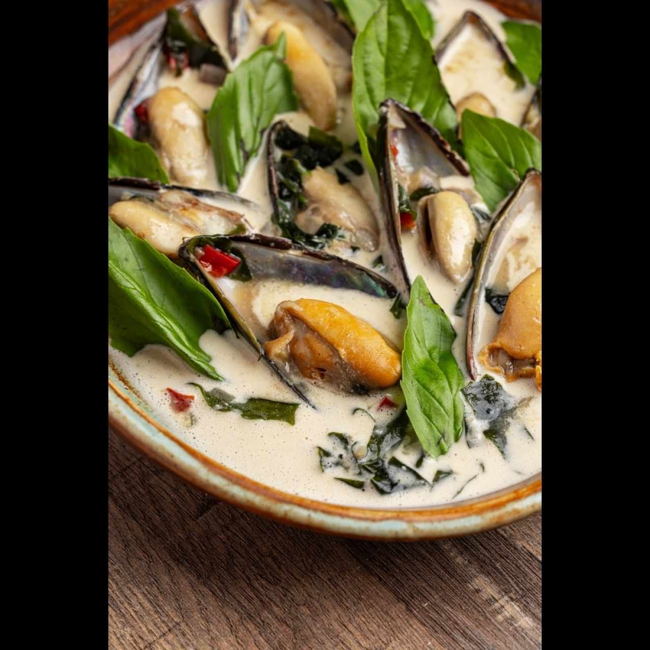 mejillones en caldo miso japones 