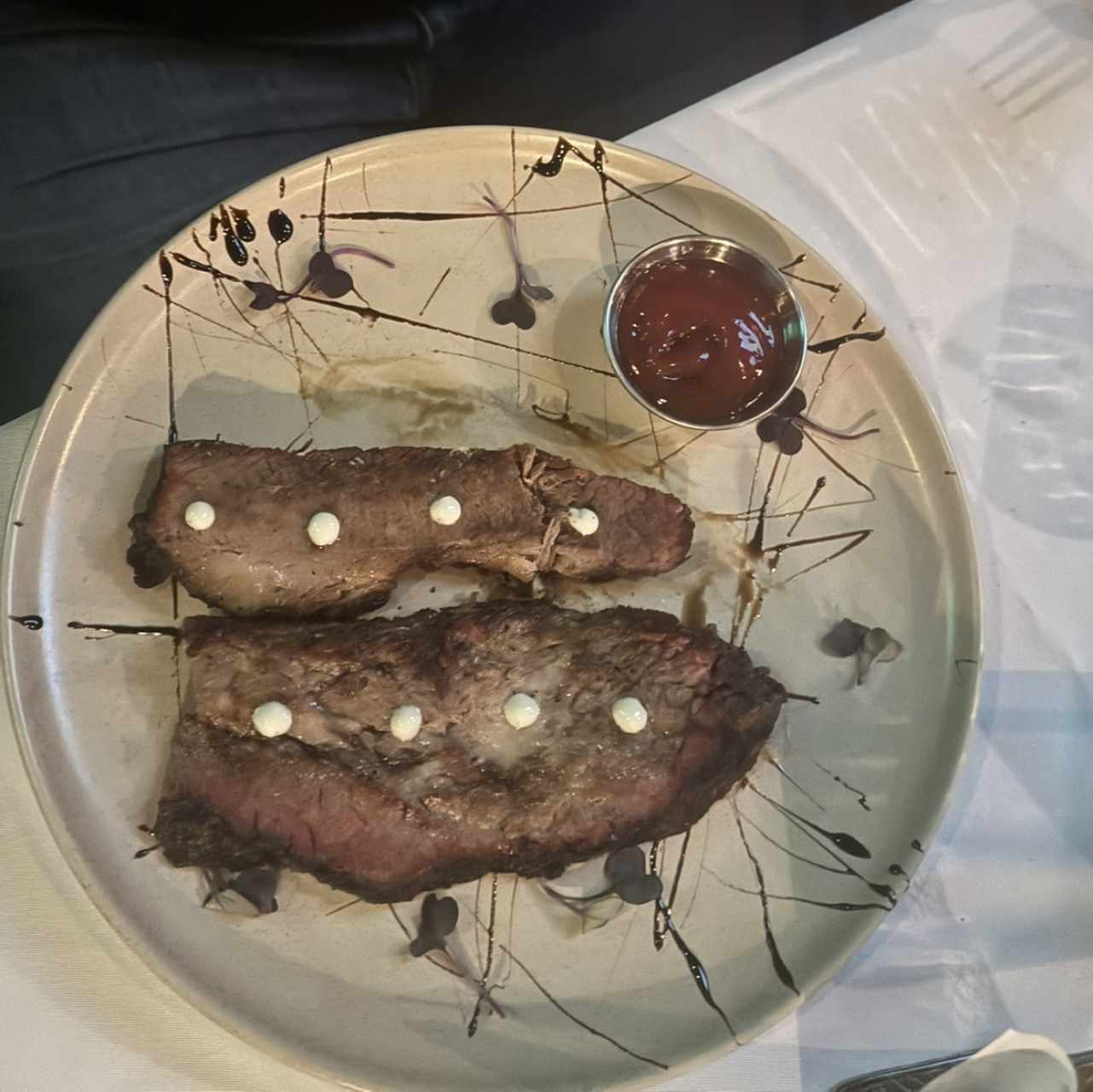 Platos Fuertes - BRISKET (1 PERSONA)