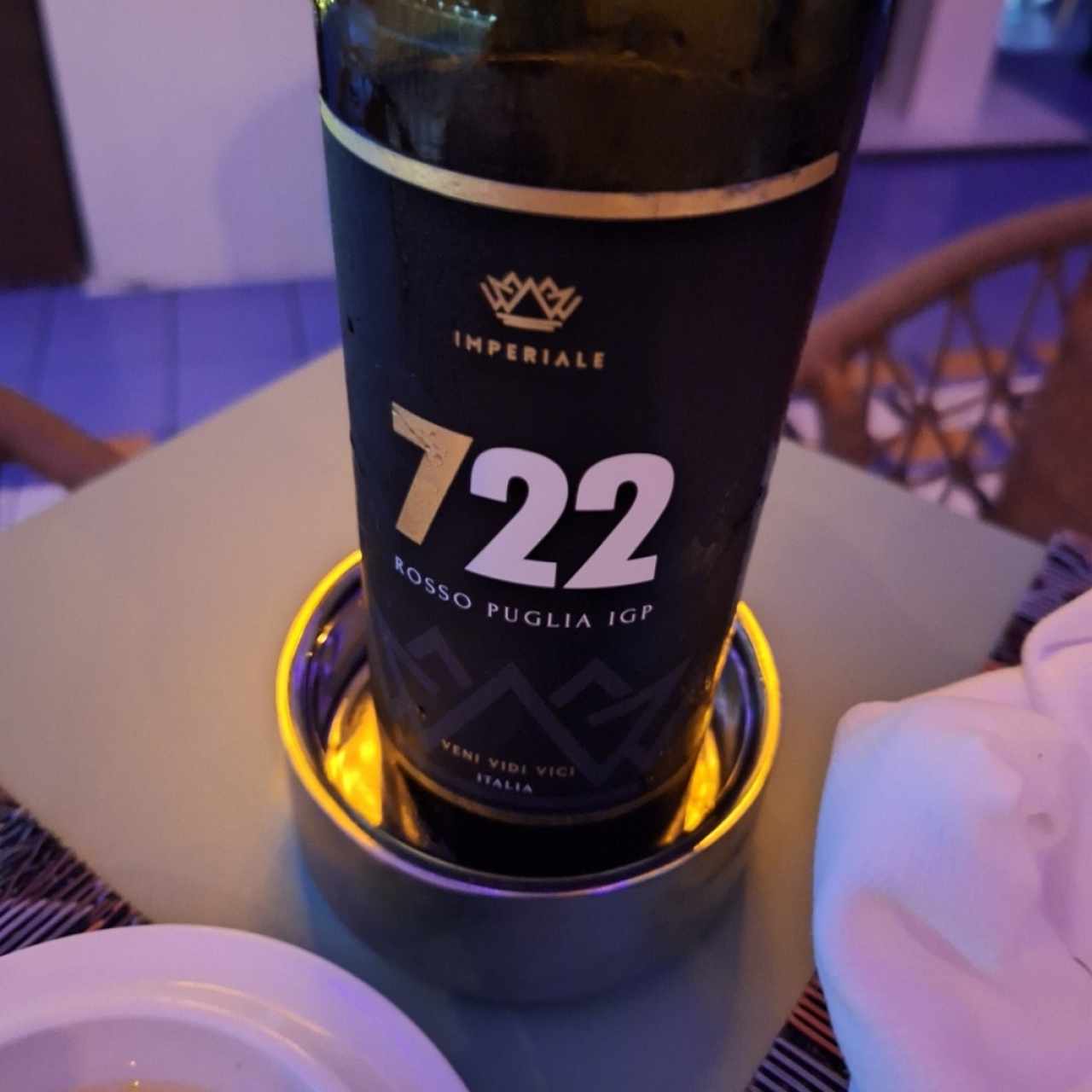 vino 722