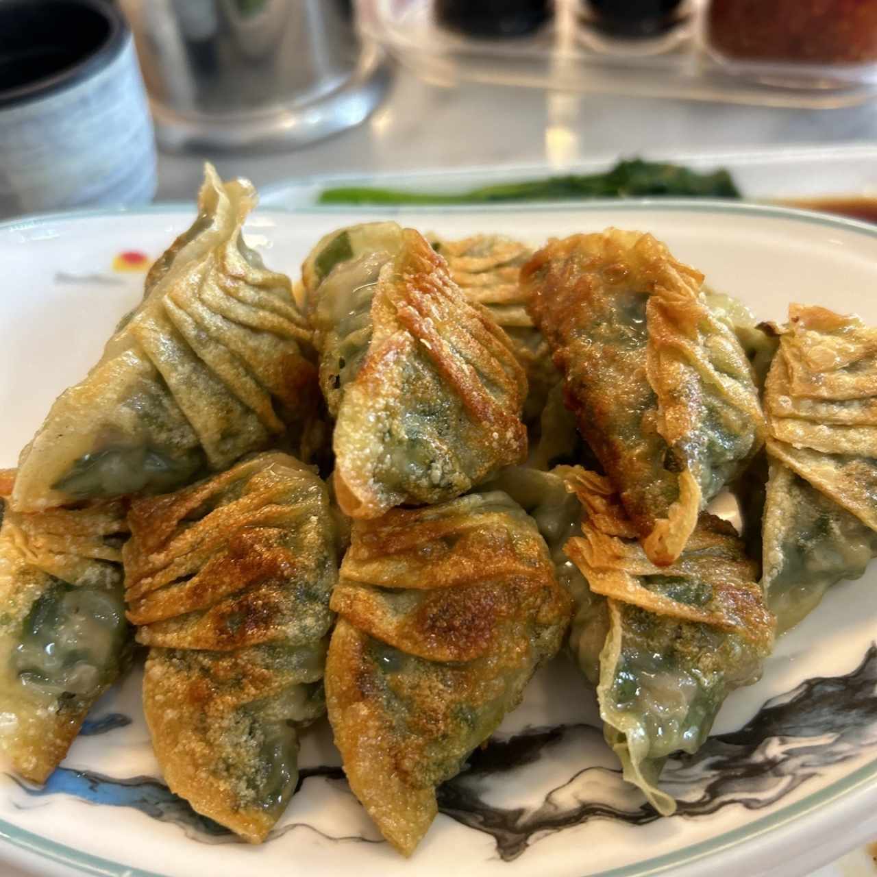 Dumpling de puerco con cebollina