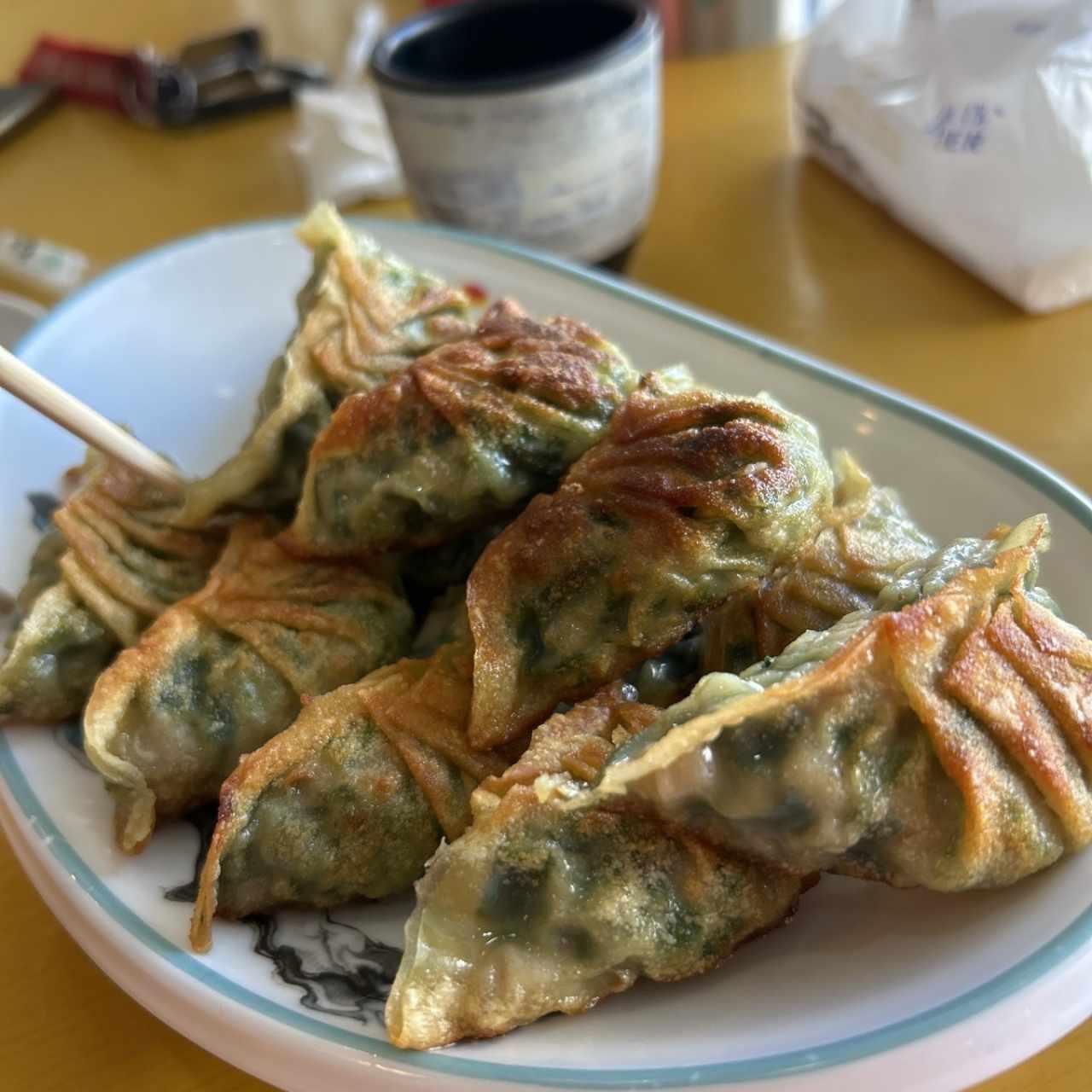 Dumpling de puerco con cebollina