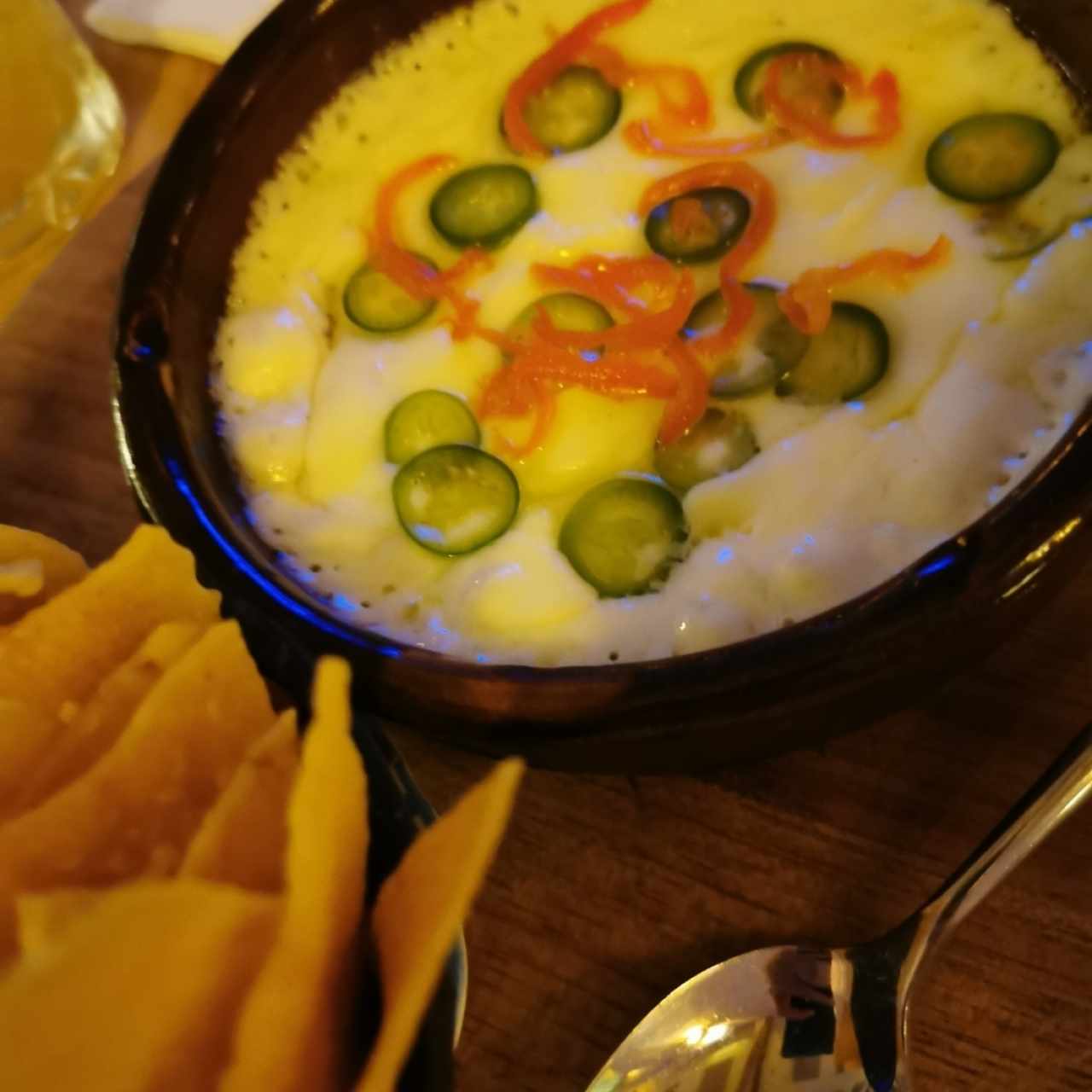 ENTRADAS - QUESO FUNDIDO