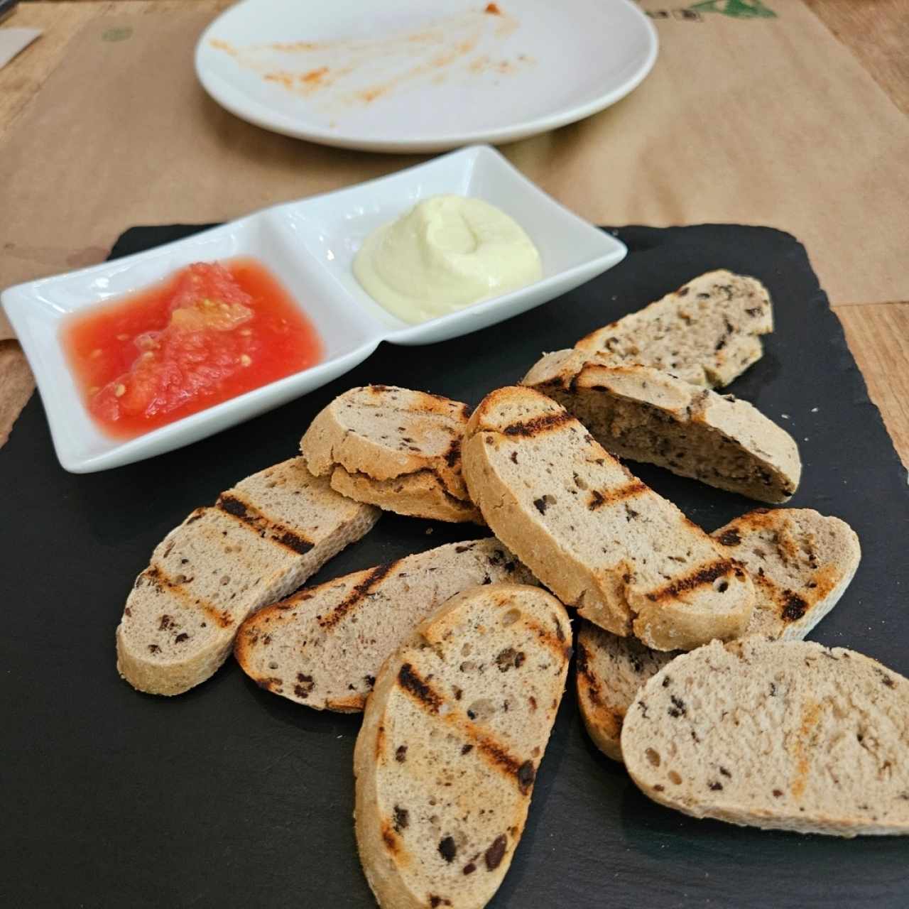 pan con tomate y alioli