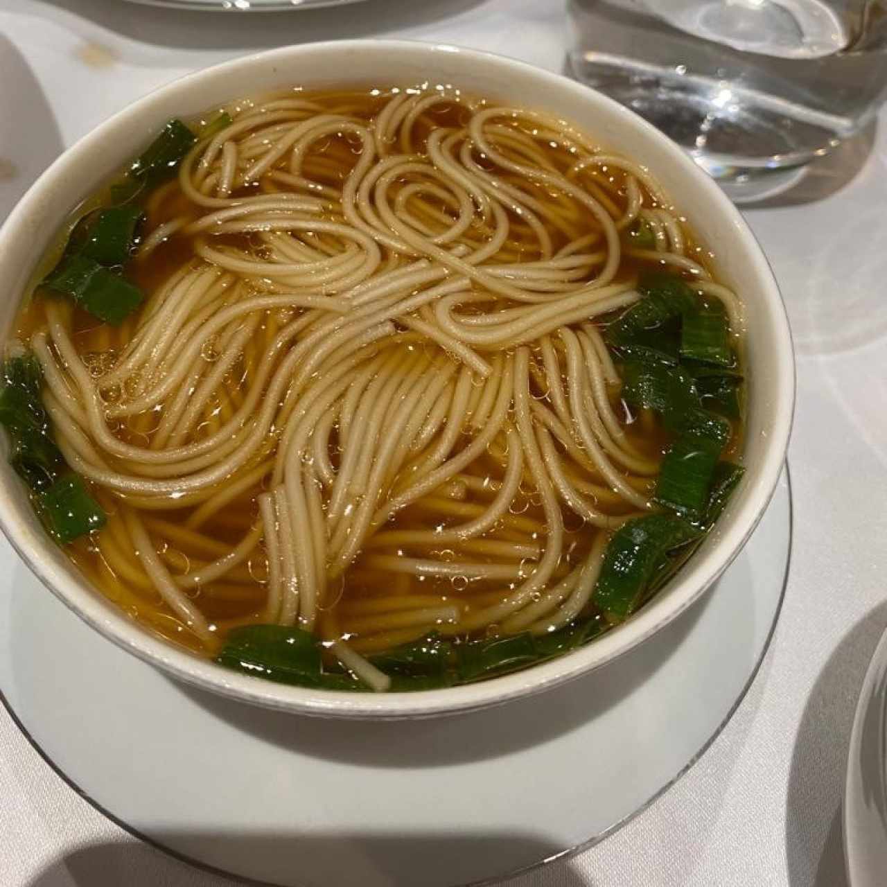 Fideo a Salsa de Soya con Cebollín