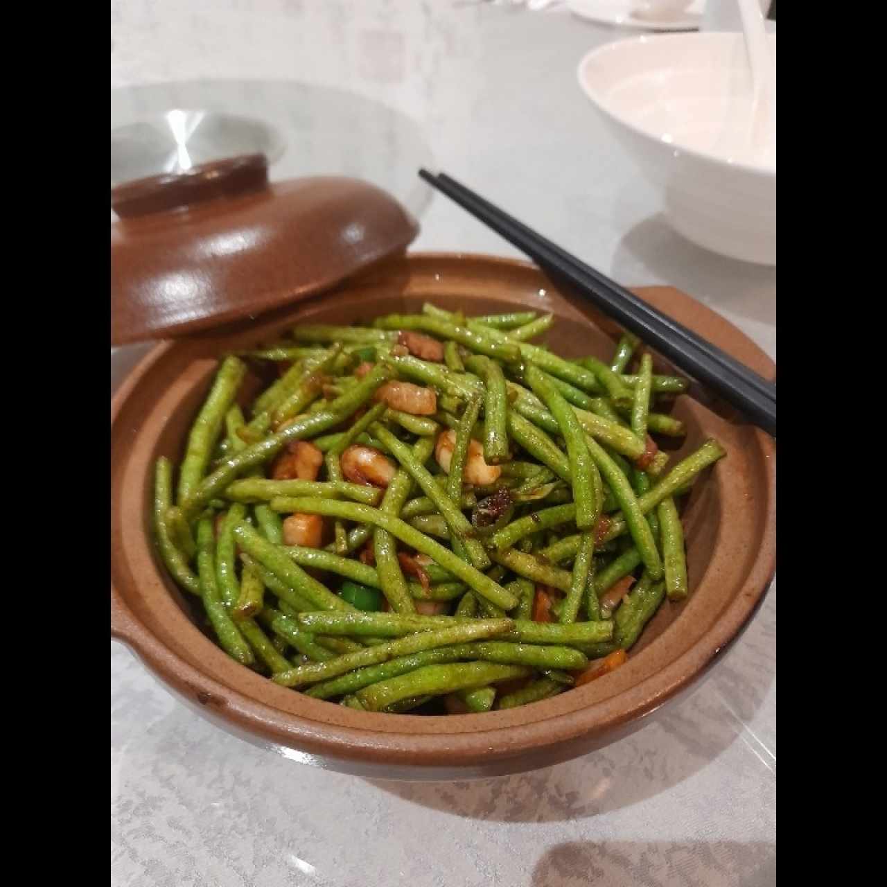 Habichuelas salteadas con puerco