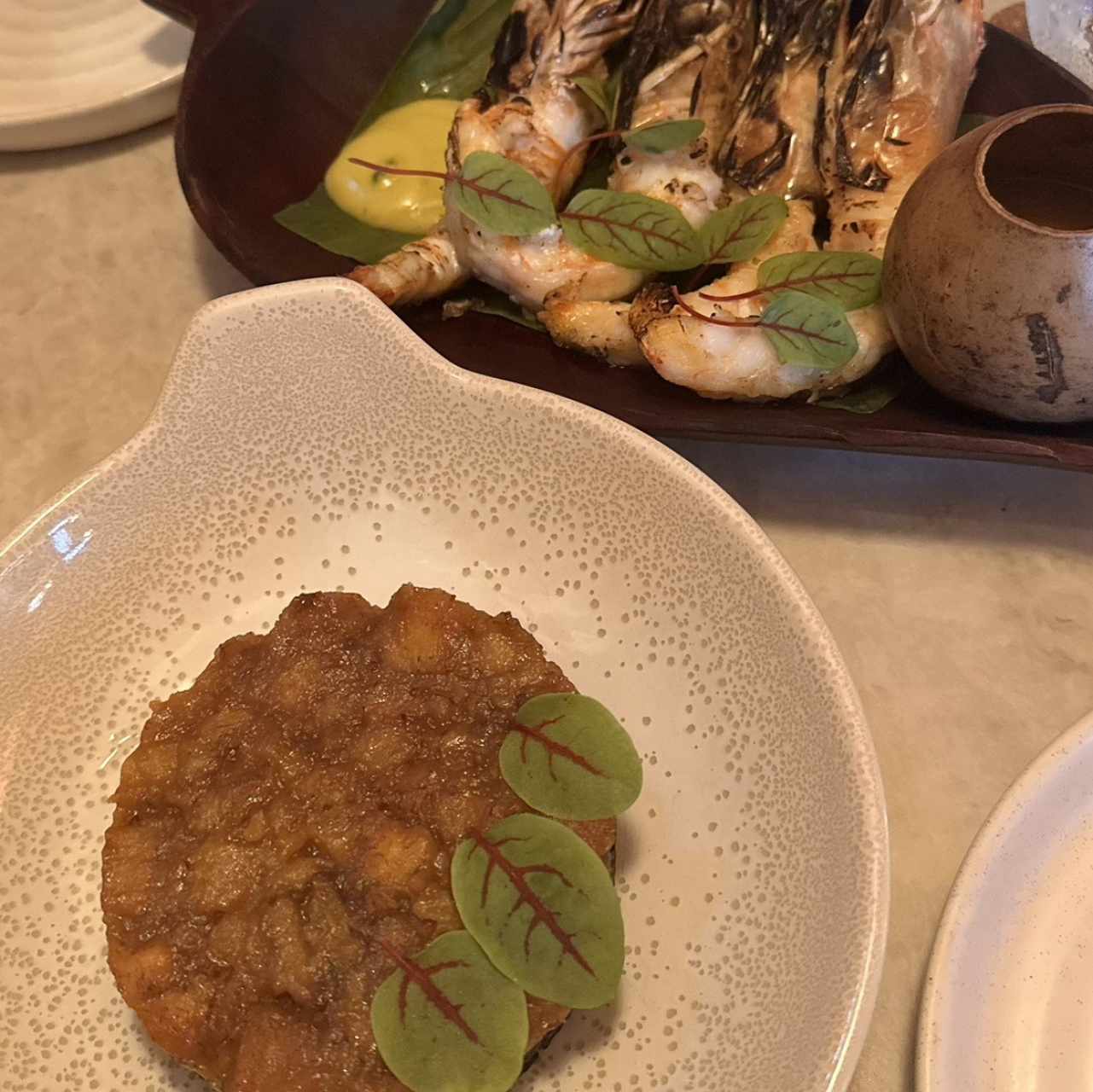 PLATOS FUERTES - LANGOSTINO EMPOLLERADO