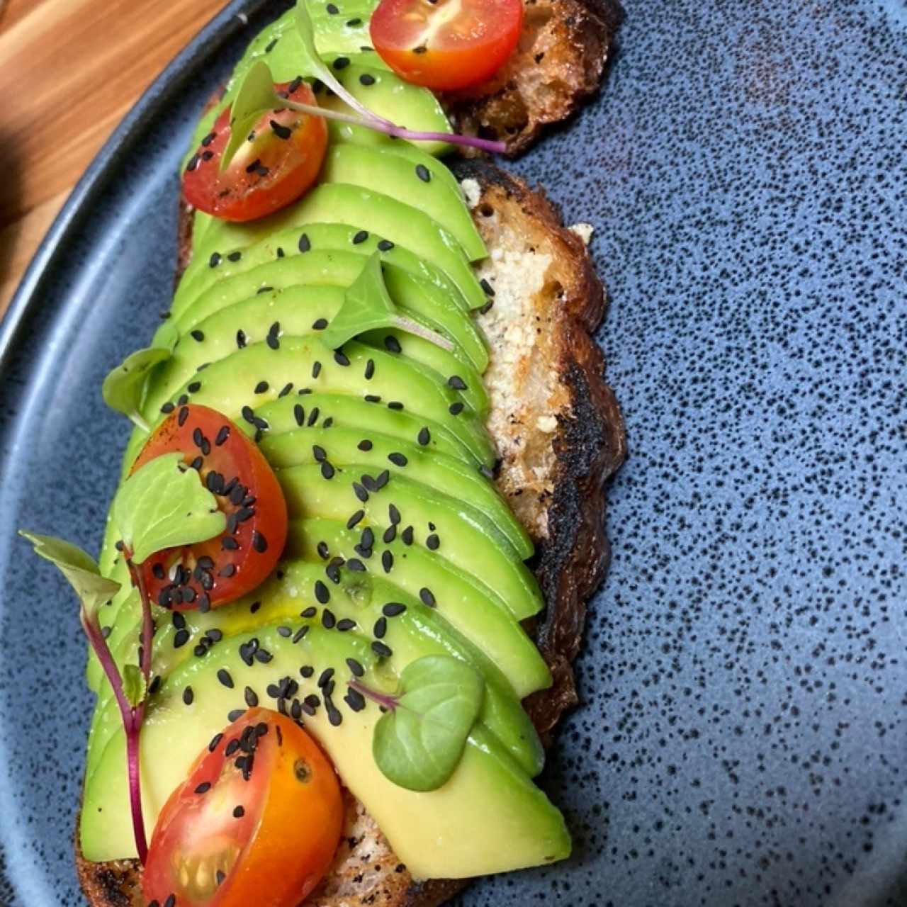 Tostadas con aguacate