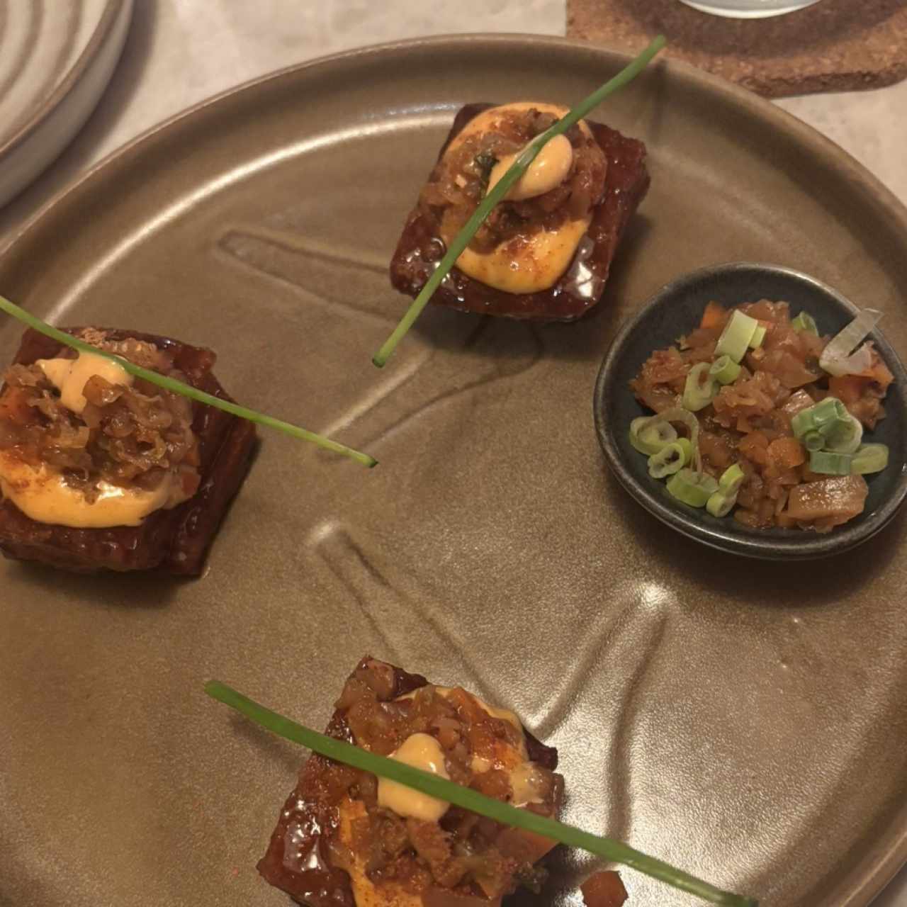 NUESTROS FAVORITOS - PORK BELLY POPS