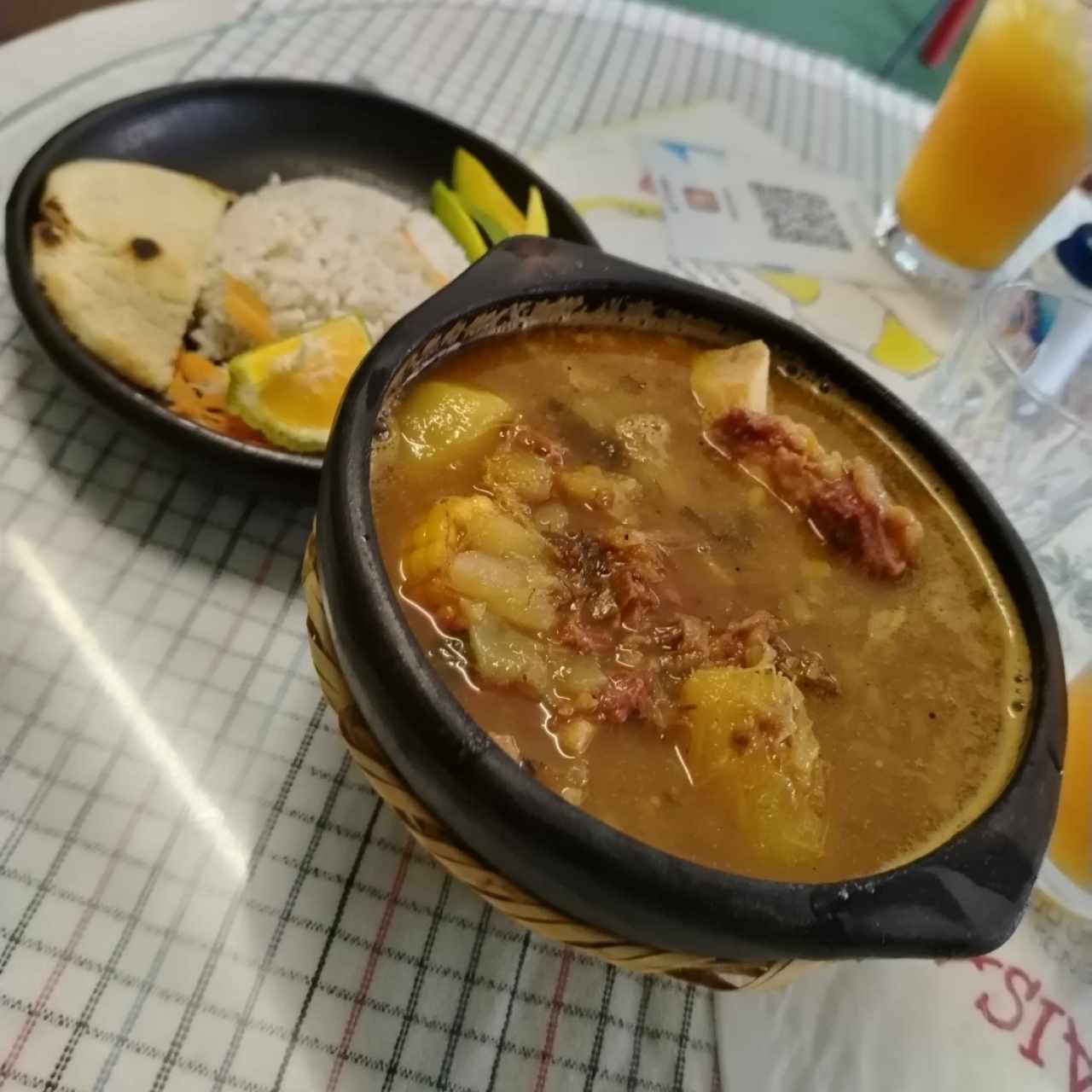 Sopa de costilla