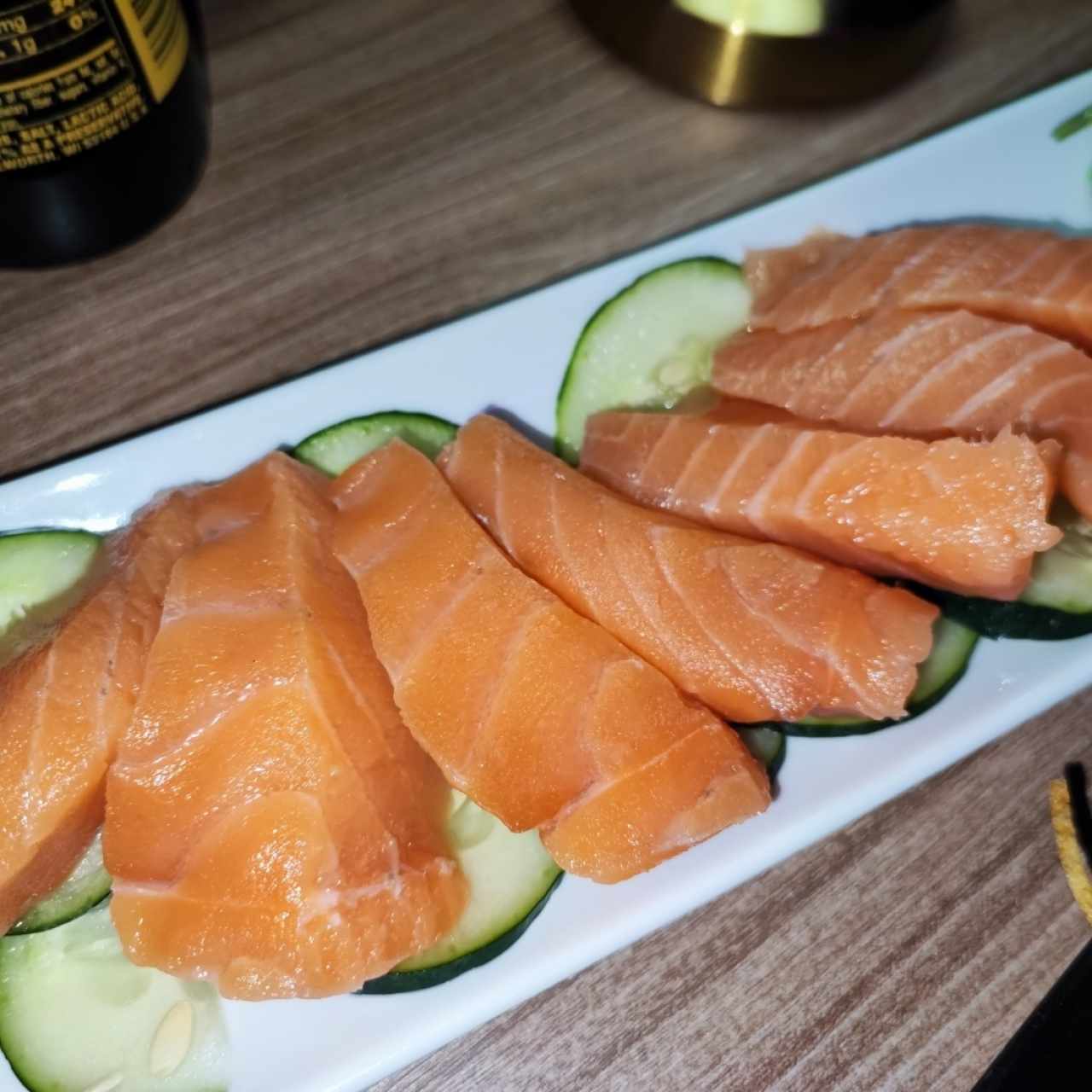 SASHIMI SALMON