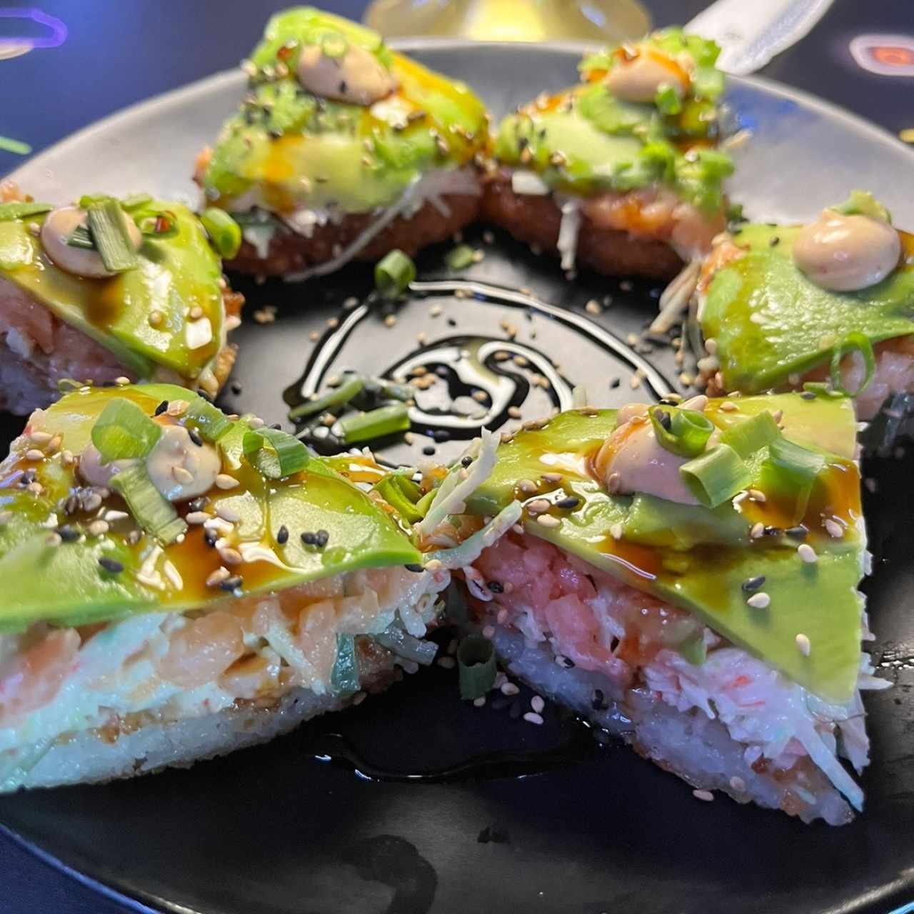 Pizza Tataki de Salmón 