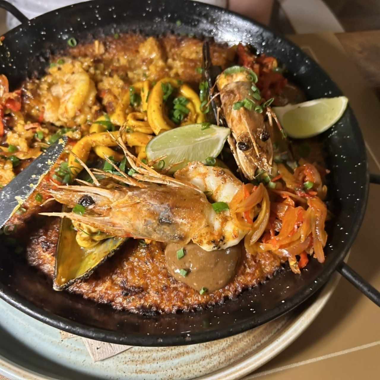 PRINCIPALES - Paella de Mariscos