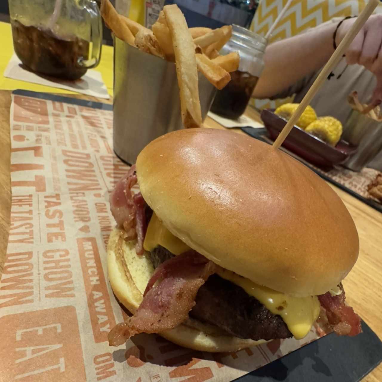 Bacon Cheedar Cheese Burger