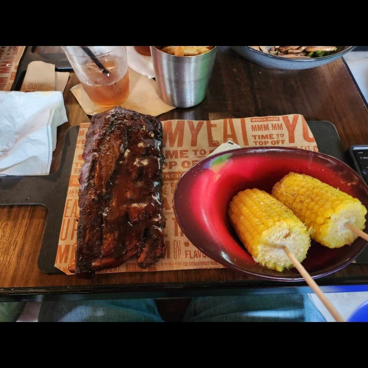 1/2 costillas de cerdo con mazorca