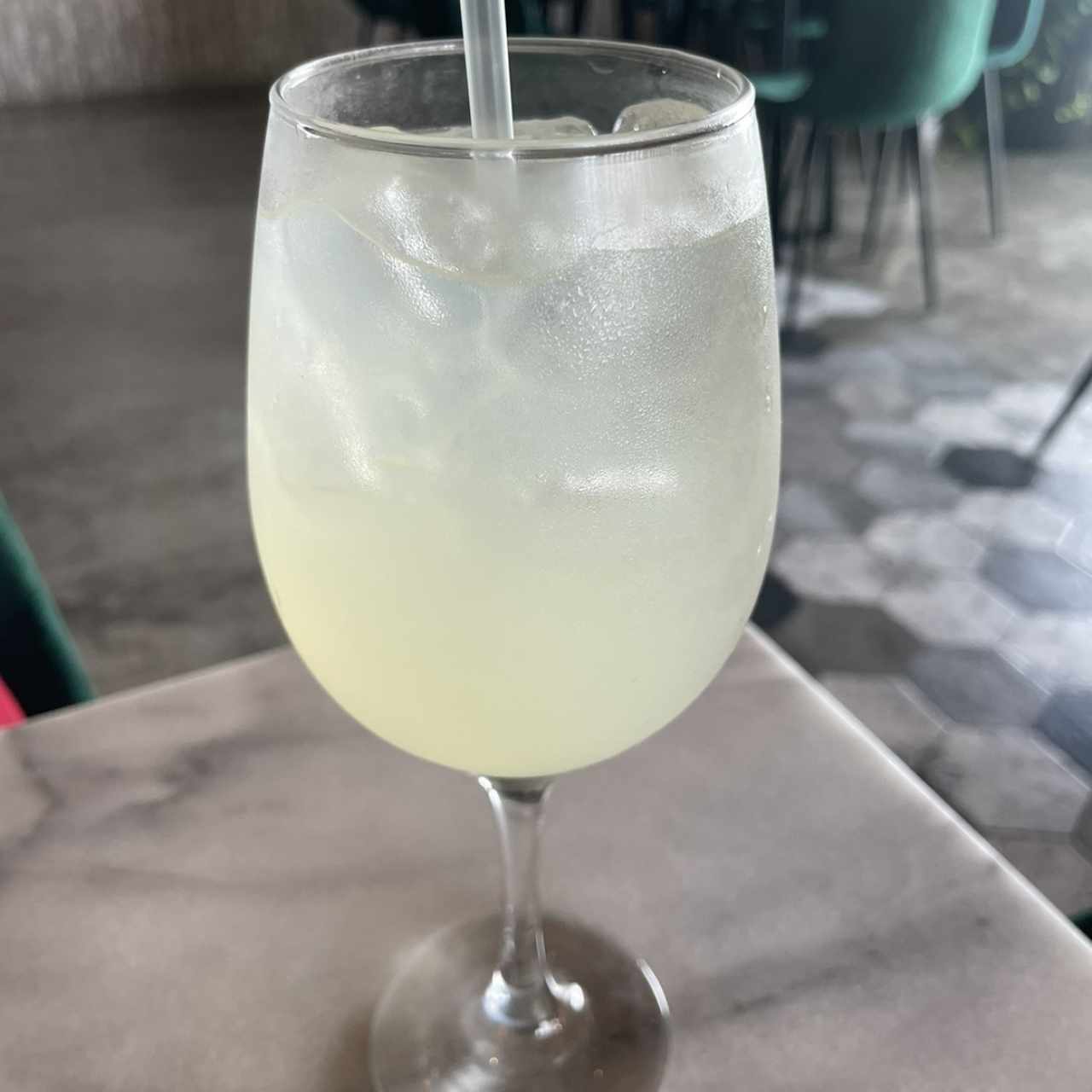 Agua de limón