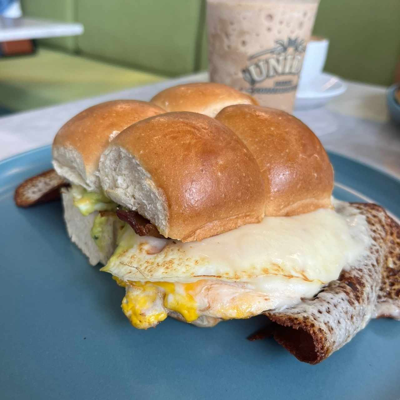 Breakfast sandwich