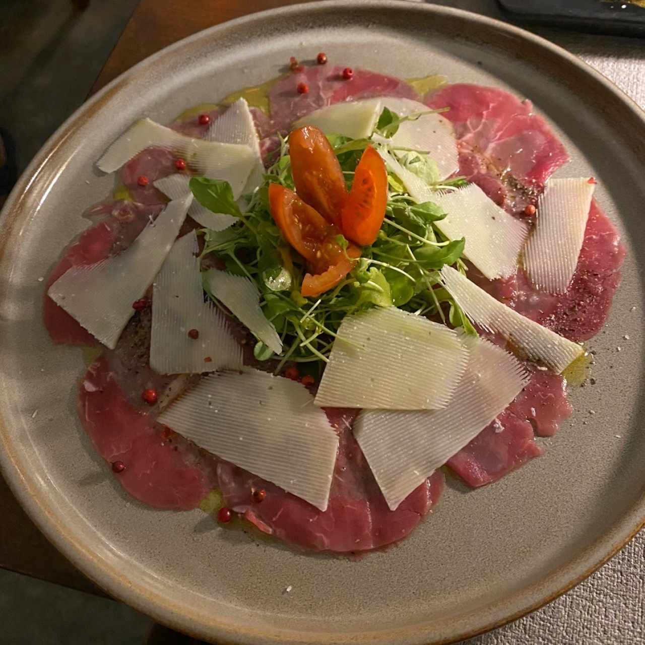 Carpaccio de res 