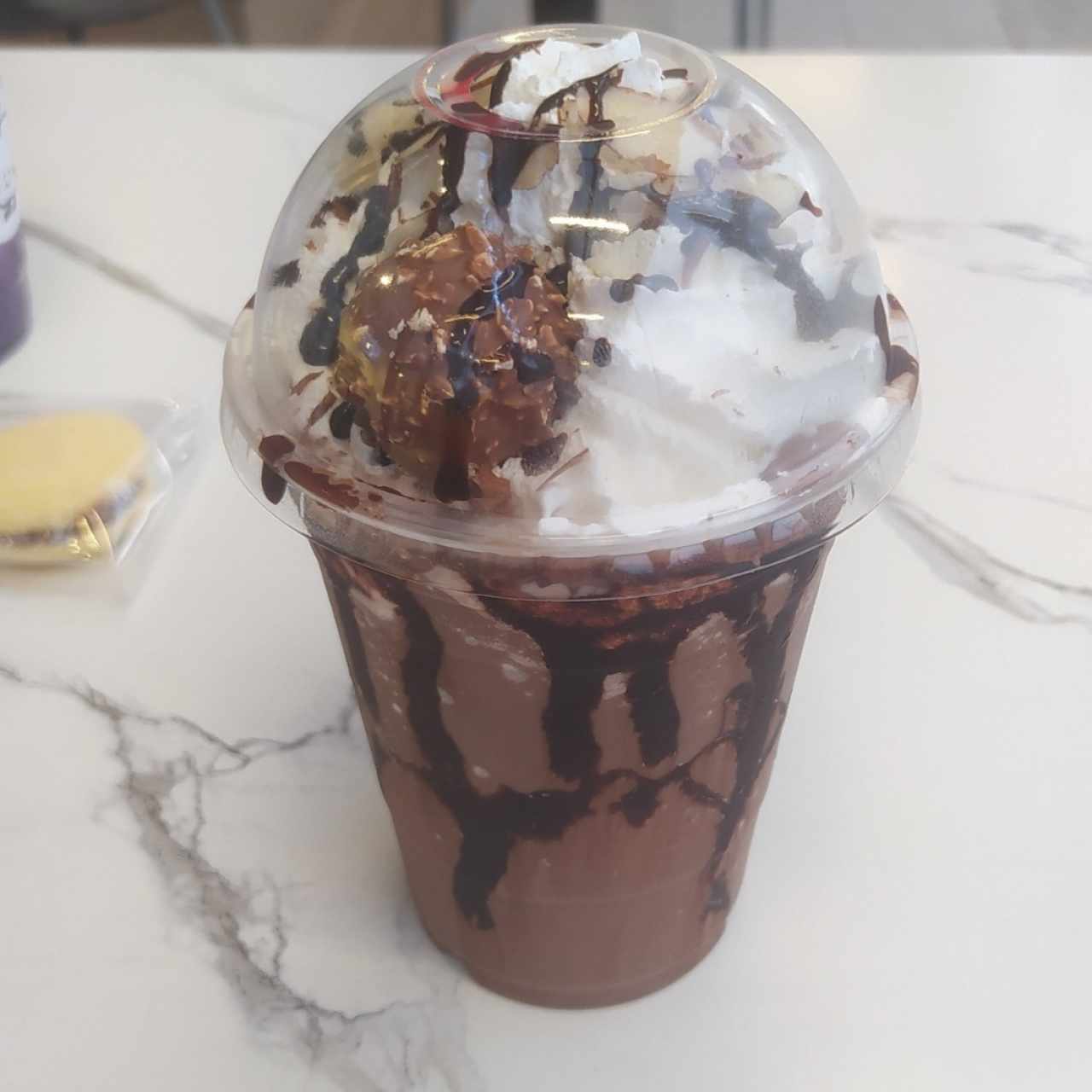 Chocolate Smoothie with Ferrero 