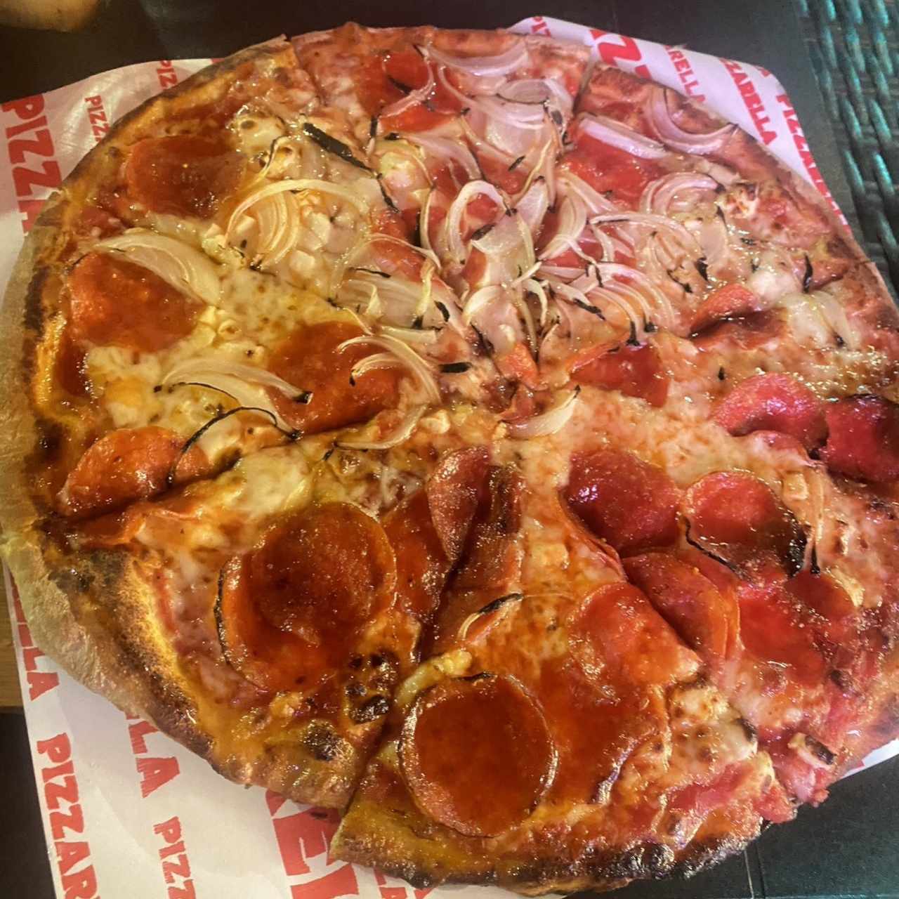 Pizzas - Pepperoni/ Jamón