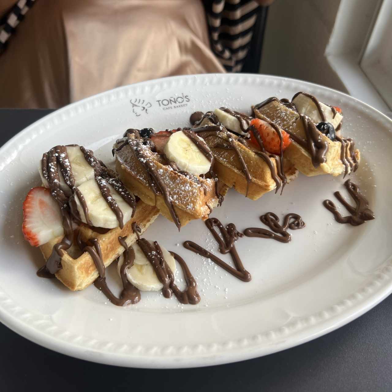 Breakfast - Nutella waffle