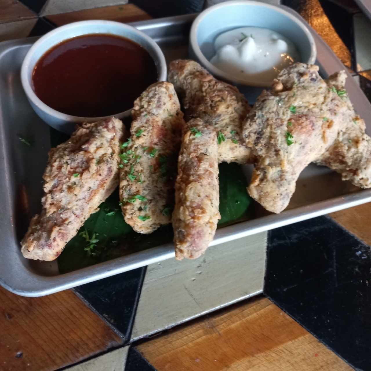 Wings con salsa  barbacoa