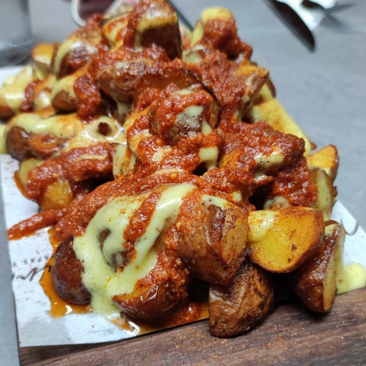 Patatas bravas