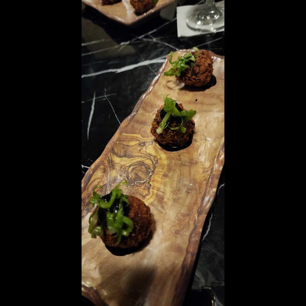 Croquetas de Calamares en su Tinta con Pulpo y Alioli Citrico