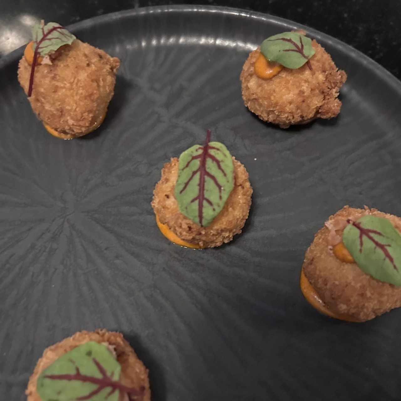 Croquetas de Jamón serrano con Alioli Rostizado