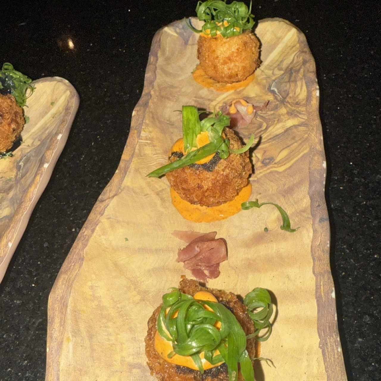 Croquetas de Calamares en su Tinta con Pulpo y Alioli Citrico