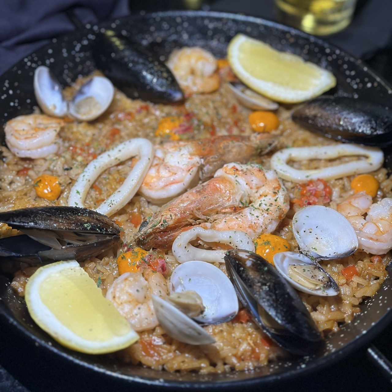 Paella de Mariscos (2 Personas)