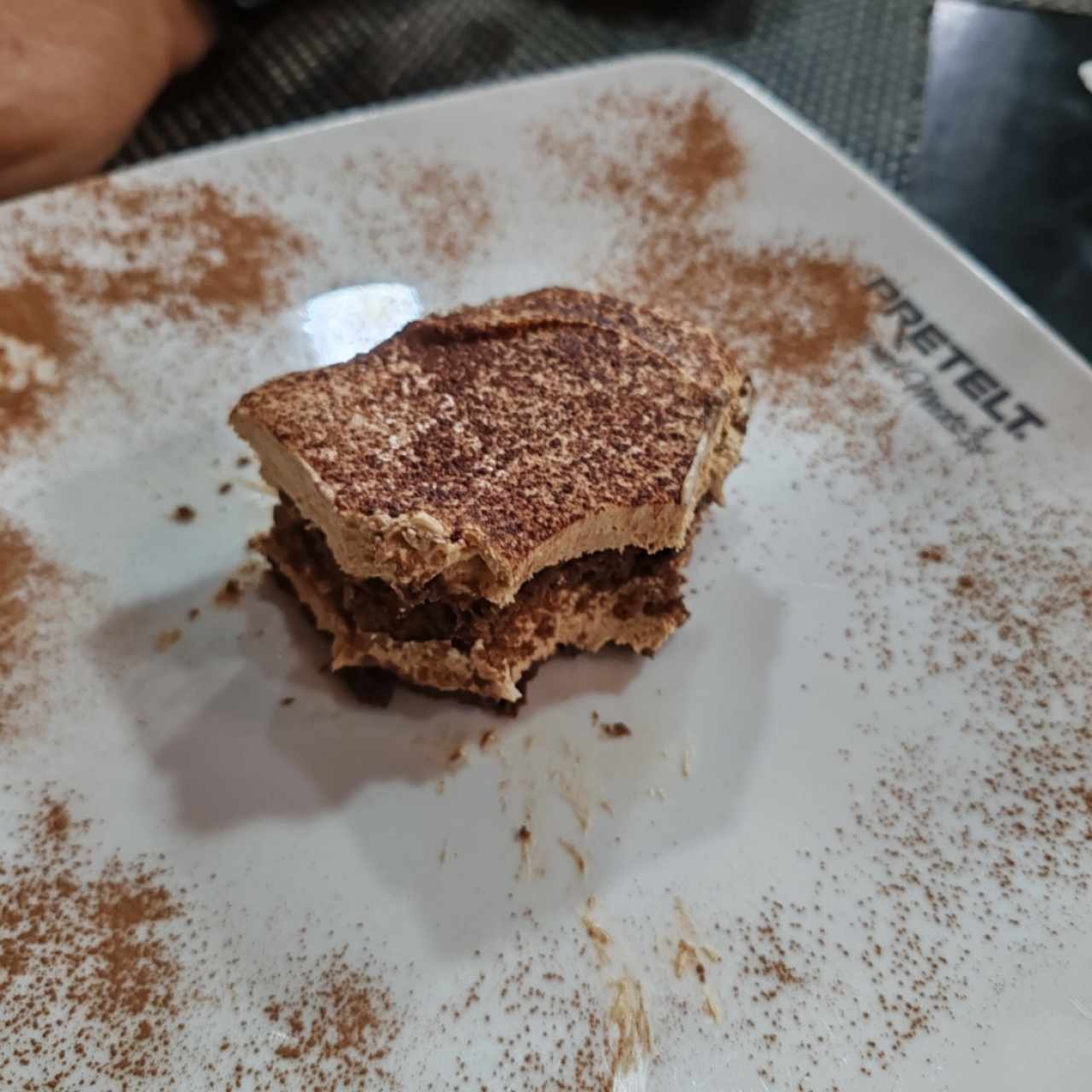 TIRAMISÚ DE CHOCOLATE Y DULCES DE Leche. Estaba tan apetecible que se me olvidó tomar foto. Sorry 