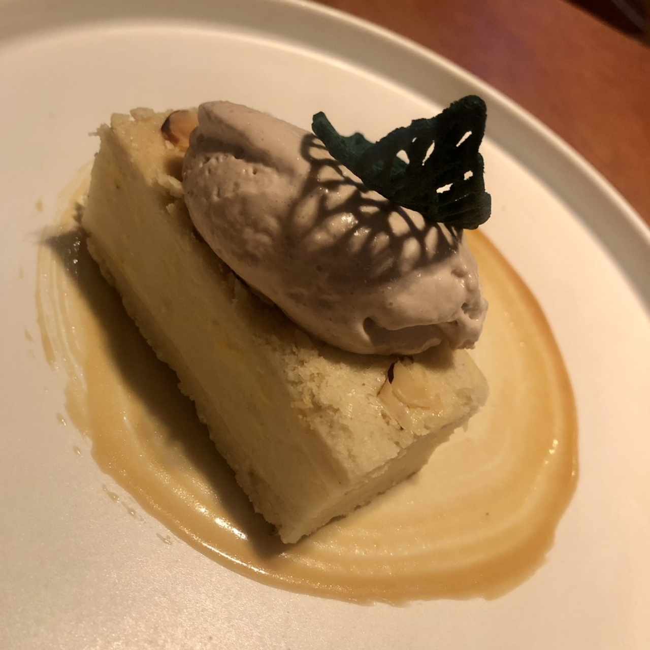 Torta de Nonna con Helado de Chocolate